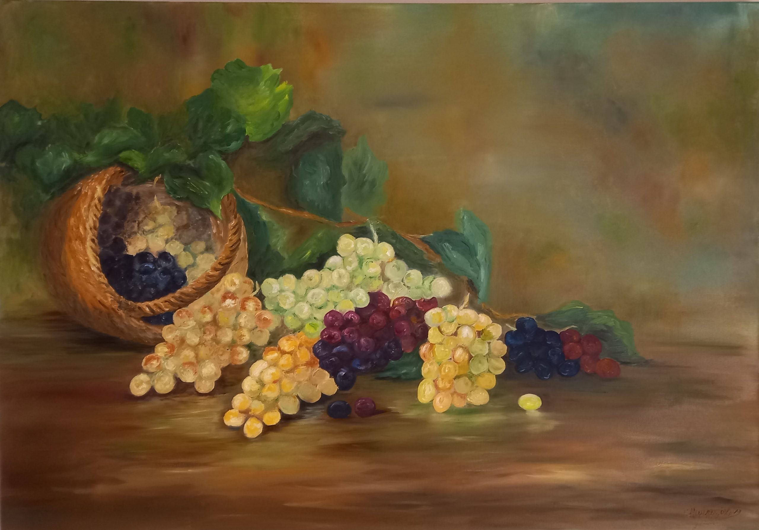 Basket with grapes